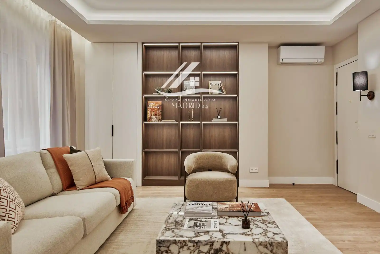 Flat with lift for sale in Calle del Duque de Sesto, imagen 7
