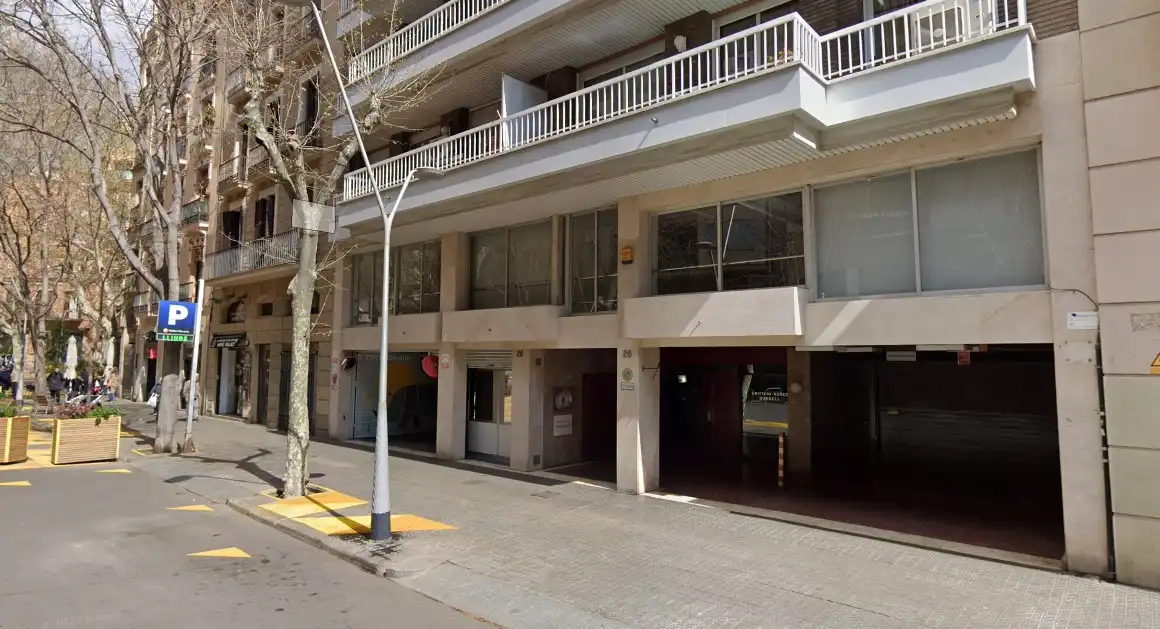 Office space with lift for sale in Carrer del Comte Borrell 26, imagen 8