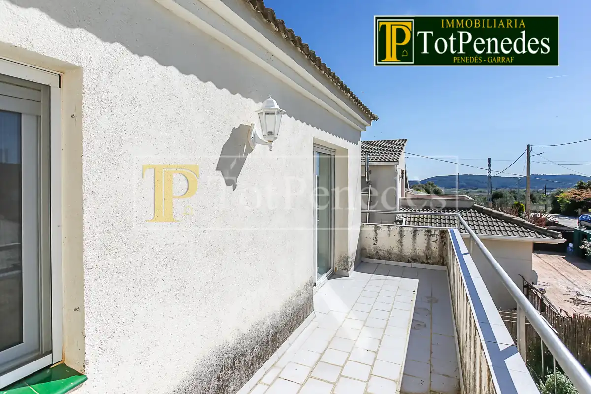 Terrassa de Casa o xalet en venda en Torrelles de Foix amb Aire condicionat, Calefacció i Jardí privat
