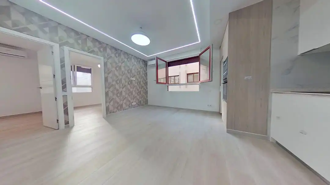 Piso en venta en Carrer Girona