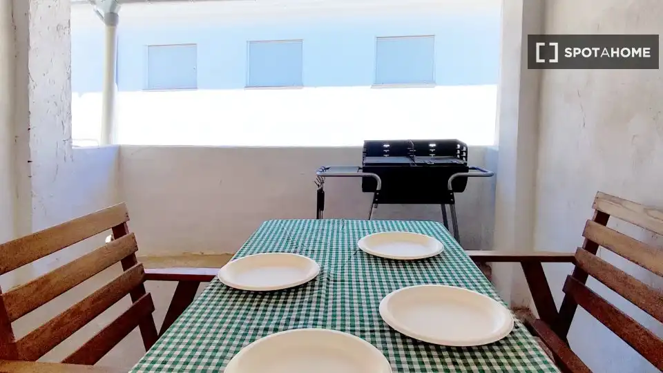 Terrace of Flat for rent in Bolbaite  with Air Conditioner, Heating and Furnished