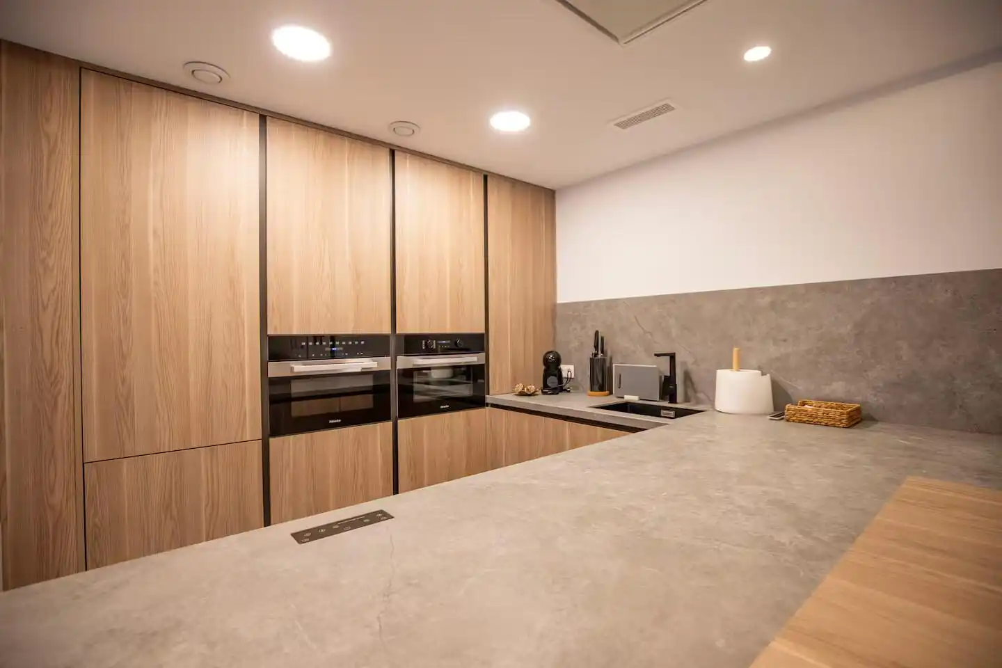 Kitchen of Apartments for rent in Cerdanyola del Vallès  with Air Conditioner and Furnished