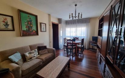 Living room of Flat for sale in Santiago de Compostela   with Furnished