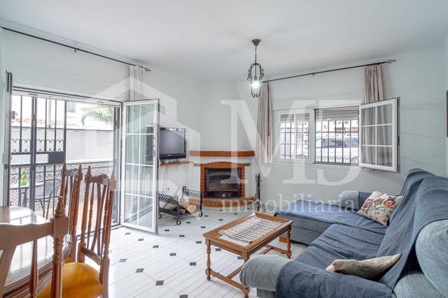 Casa adosada en Venta en Avda Pescia - Ctra de Frigiliana