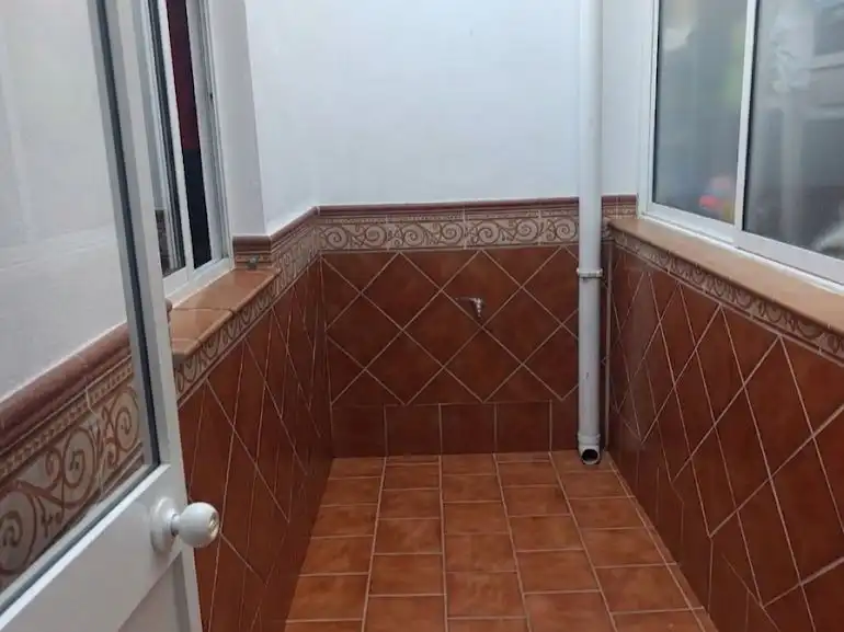 Bany de Casa o xalet en venda en Palma del Río amb Aire condicionat, Terrassa i Balcó