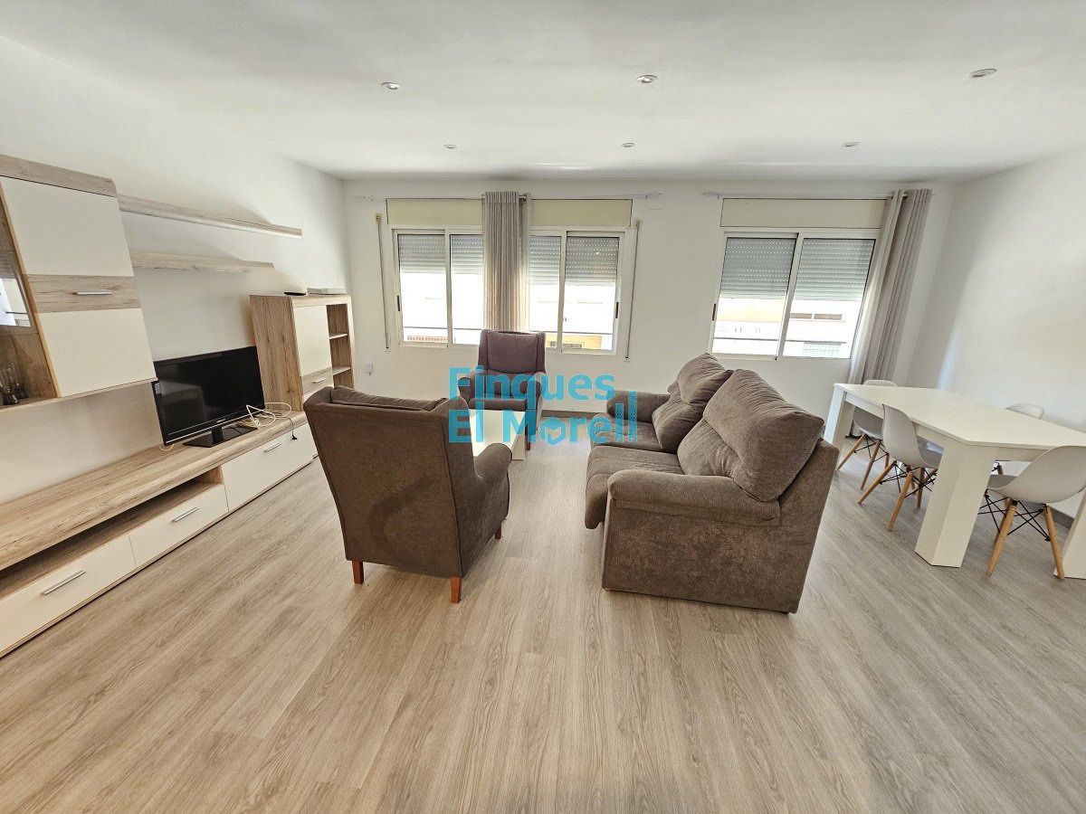 Sala d'estar de Pis de lloguer en El Morell amb Aire condicionat, Calefacció i Parquet