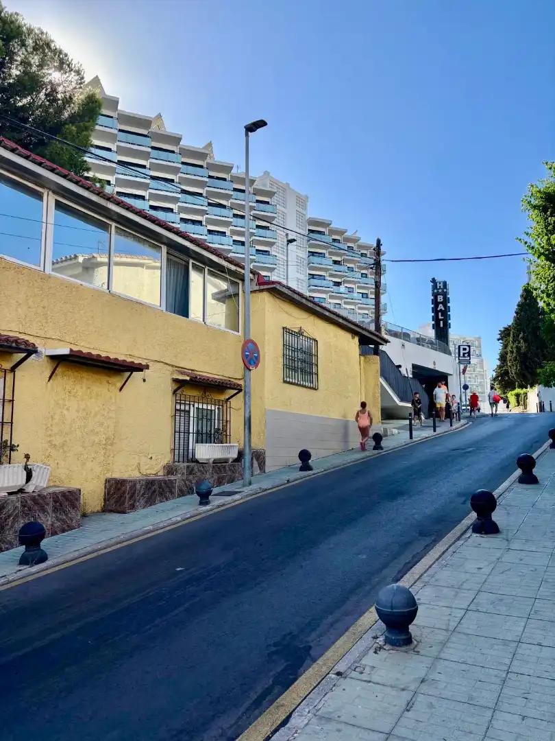 Außenansicht von Geschaftsraum zur ubertragung in Benalmádena mit Klimaanlage, Terrasse und Möbliert
