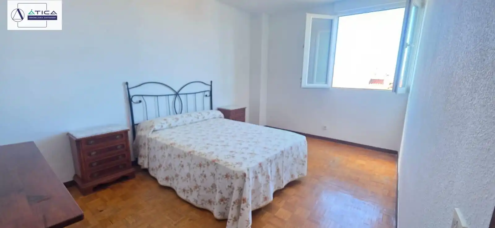 Bedroom of Flat for sale in Santander  with Parquet flooring and Terrace
