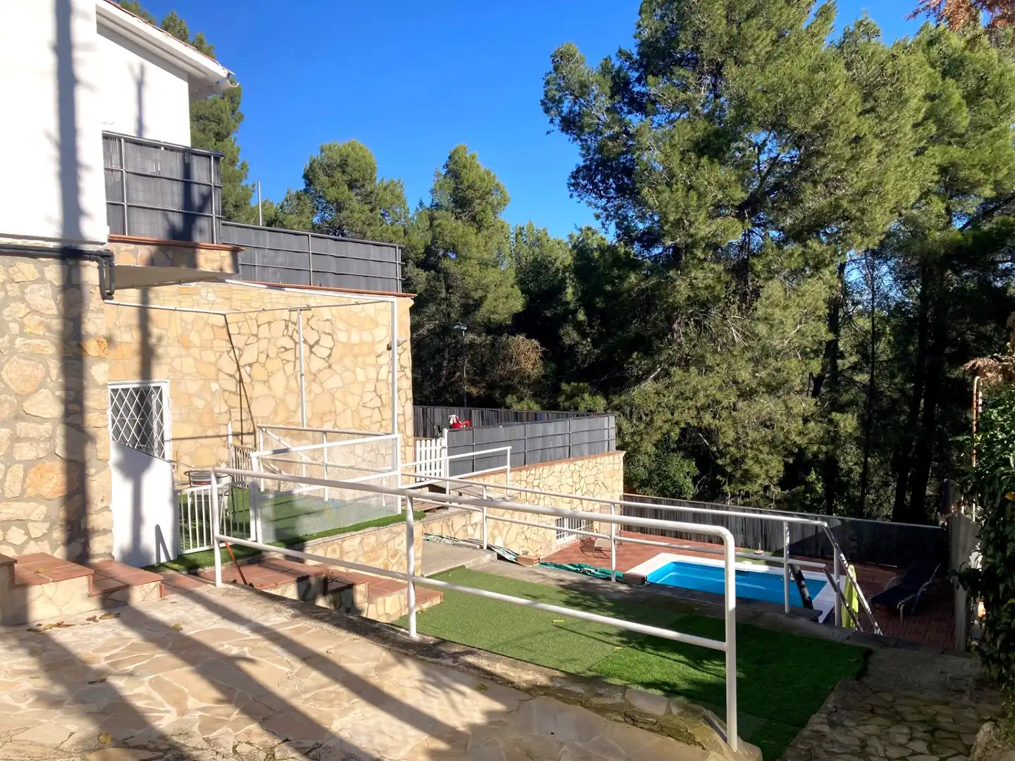 Piscina de Casa o chalet en venta en Corbera de Llobregat con Aire acondicionado, Calefacción y Jardín privado