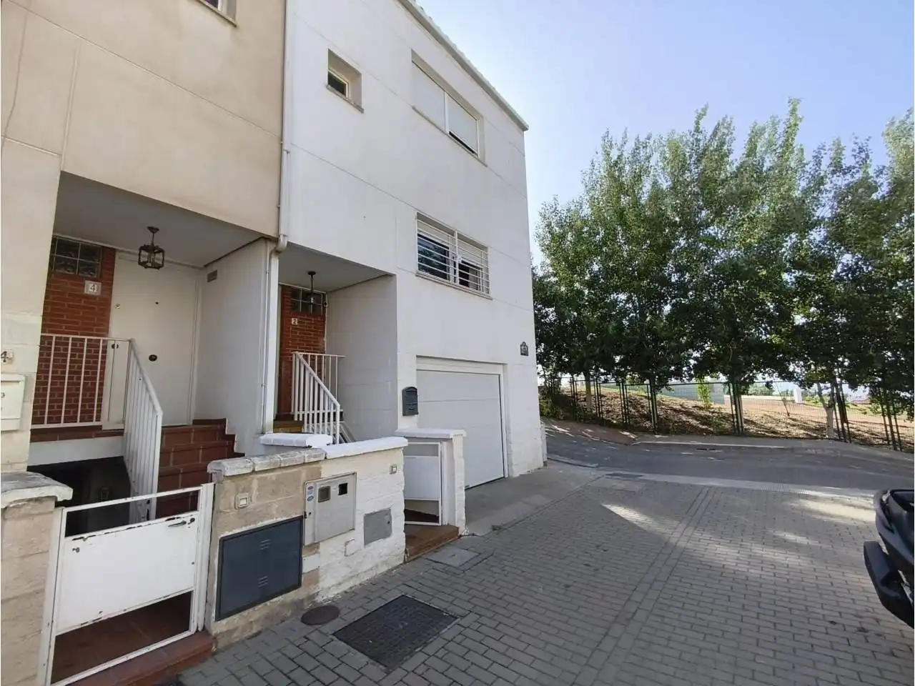Vista exterior de Casa o chalet en venta en Ogíjares con Aire acondicionado