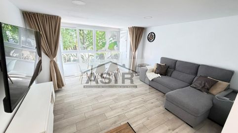 Foto 2 de Piso en venta en Plaza Constitucio, La Vila, Alzira