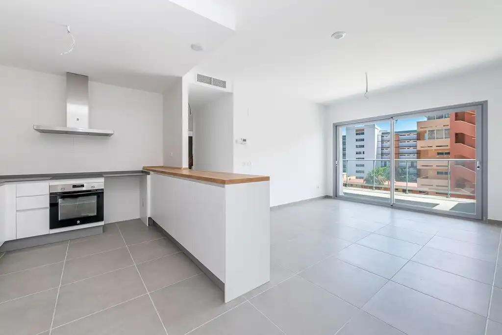 Apartamento con piscina en venta en Solymar, imagen 5