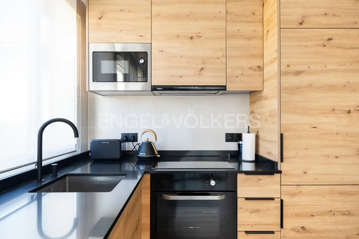 Kitchen of Flat for rent in Gandia  with Air Conditioner, Heating and Terrace