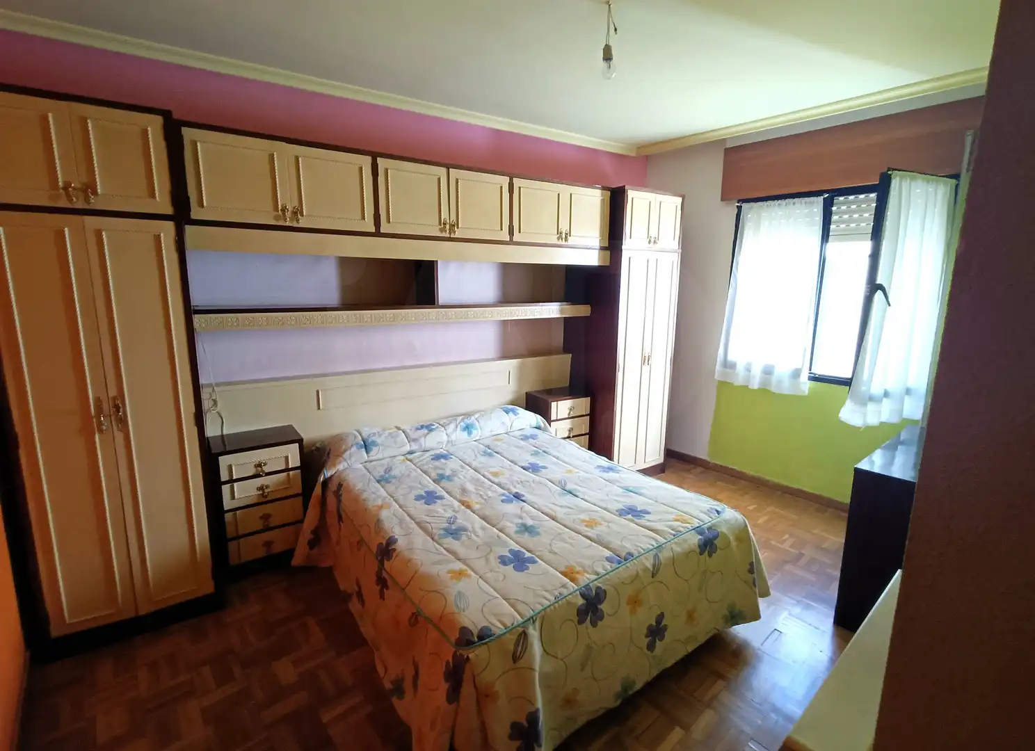 Habitación de Edificio en venta en Sahagún