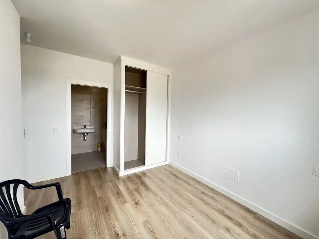 Schlafzimmer von Wohnung zur Miete in Siero mit Klimaanlage, Heizung und Terrasse