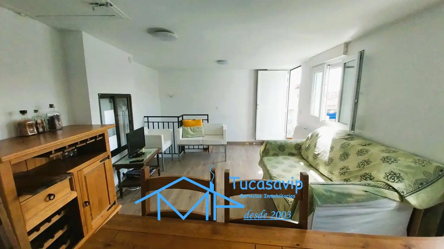 Sala d'estar de Casa o xalet en venda en Sotillo de la Adrada amb Terrassa