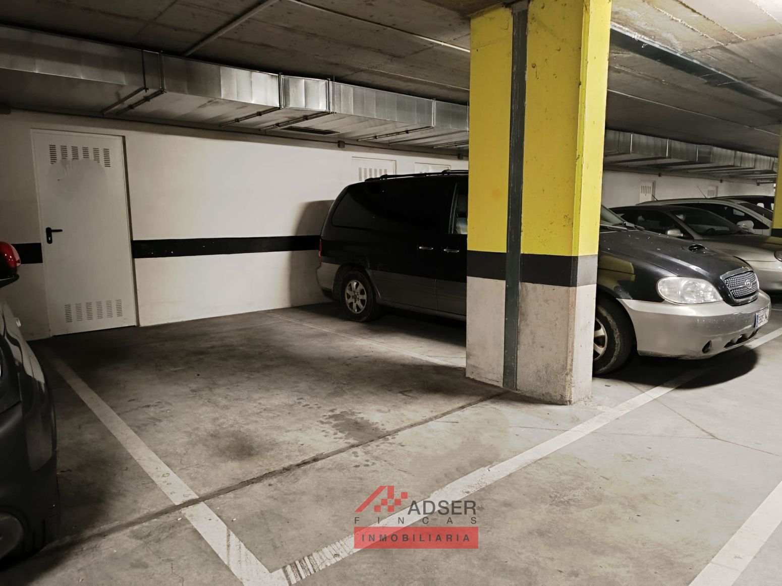 Aparcament de Garatge en venda en  Logroño