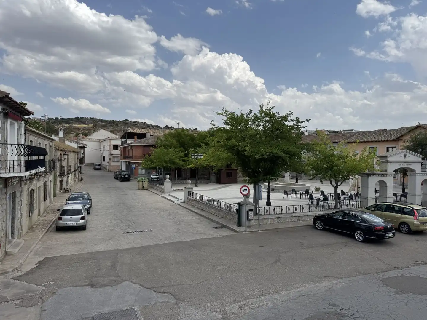 Vista exterior de Casa o xalet en venda en Las Ventas Con Peña Aguilera amb Calefacció