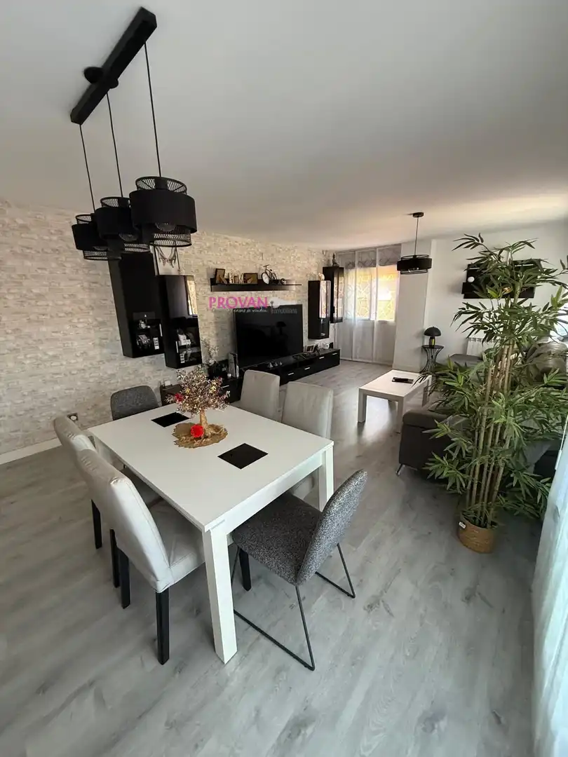 Sala d'estar de Àtic en venda en Torrejón de Ardoz amb Aire condicionat, Calefacció i Terrassa