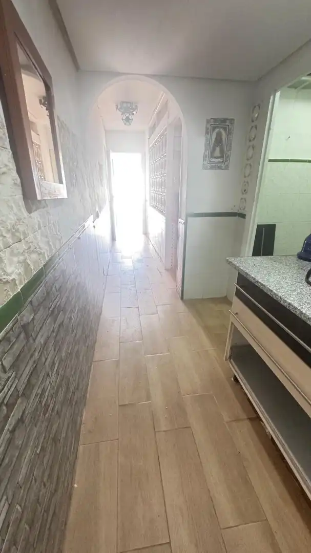 Planta baja en venta en Estepona con Terraza