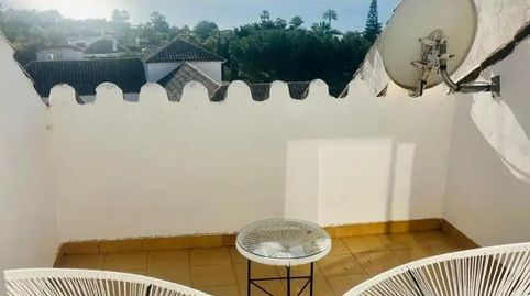 Foto 2 von Wohnungen zur Miete in Avenida Jacaranda, 123, Las Chapas - Alicate Playa, Marbella