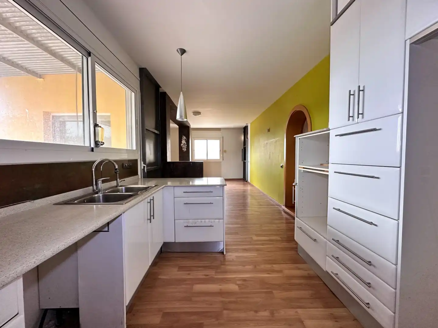 Cocina de Casa o chalet en venta en La Bisbal del Penedès con Parquet