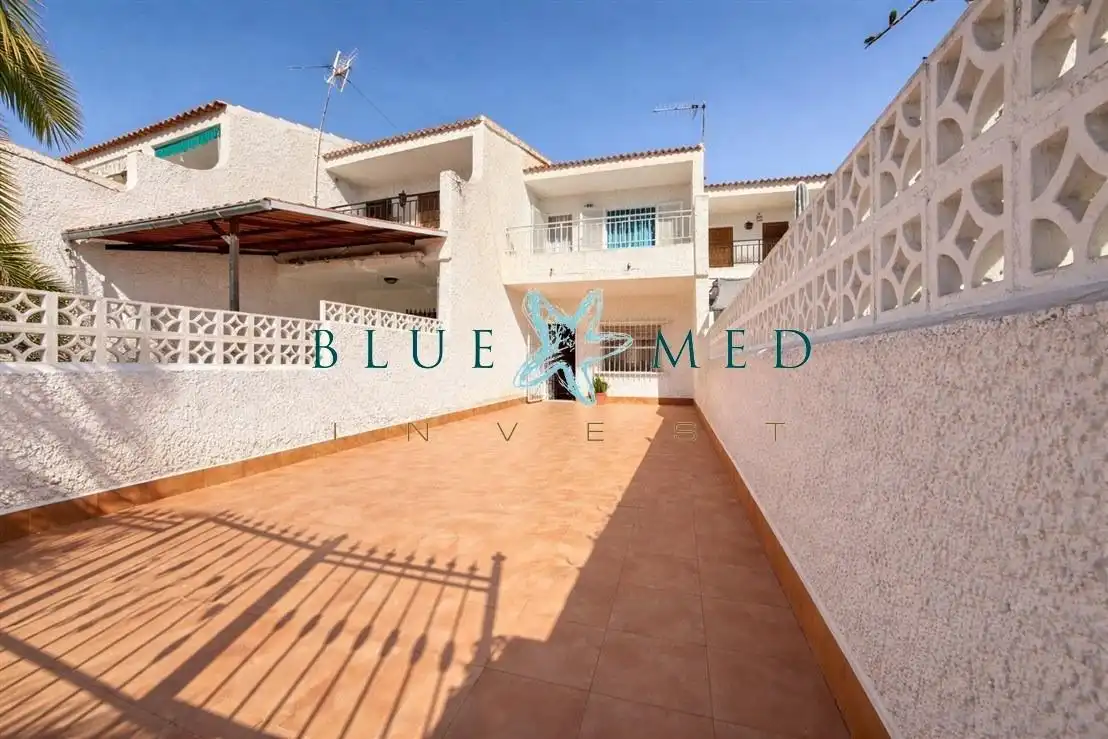 Vista exterior de Dúplex en venta en Mazarrón con Terraza, Trastero y Balcón