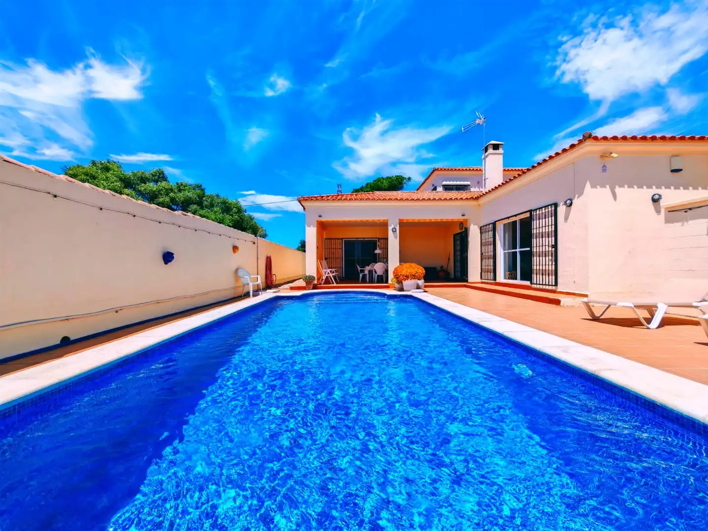 Piscina de Casa o chalet en venta en Las Lagunas - Campano
