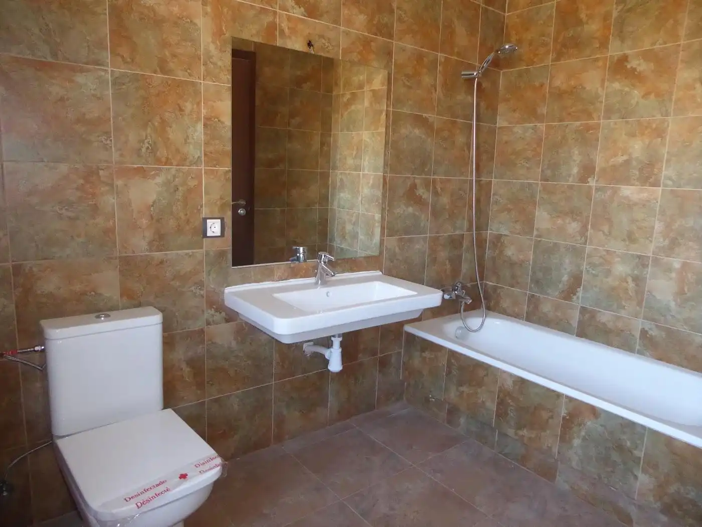 Bathroom of Detached homes for sale in Golmés  with Heating, Terrace and Oven