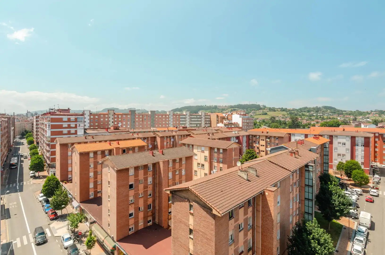 Vista exterior de Ático en venta en Gijón  con Calefacción, Terraza y Balcón