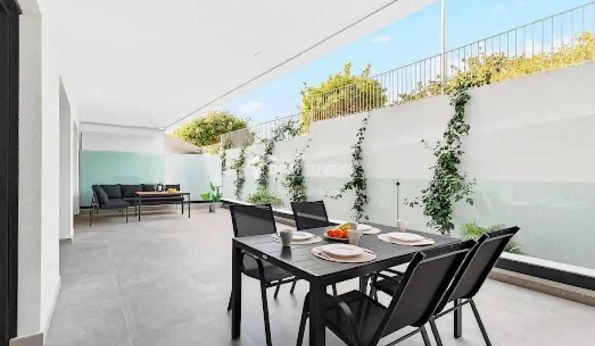 Terraza de Piso en venta en Adeje con Aire acondicionado, Terraza y Trastero