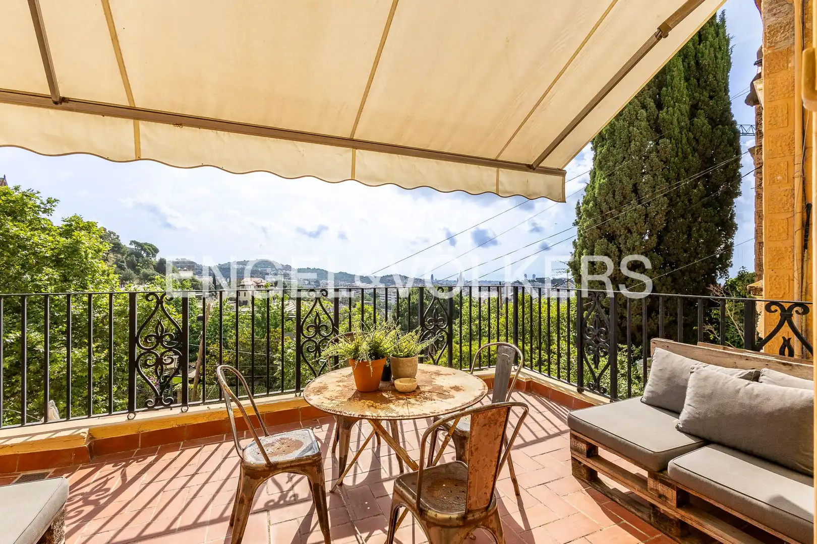 Terraza de Piso en venta en Barcelona con Calefacción y Terraza