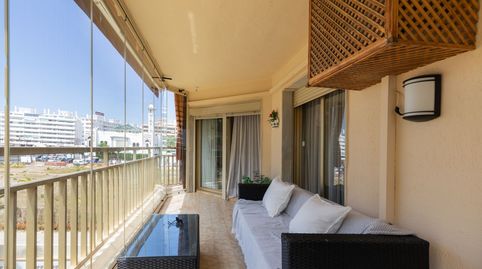 Foto 4 de Apartamento en venta en Puerto Deportivo, Fuengirola