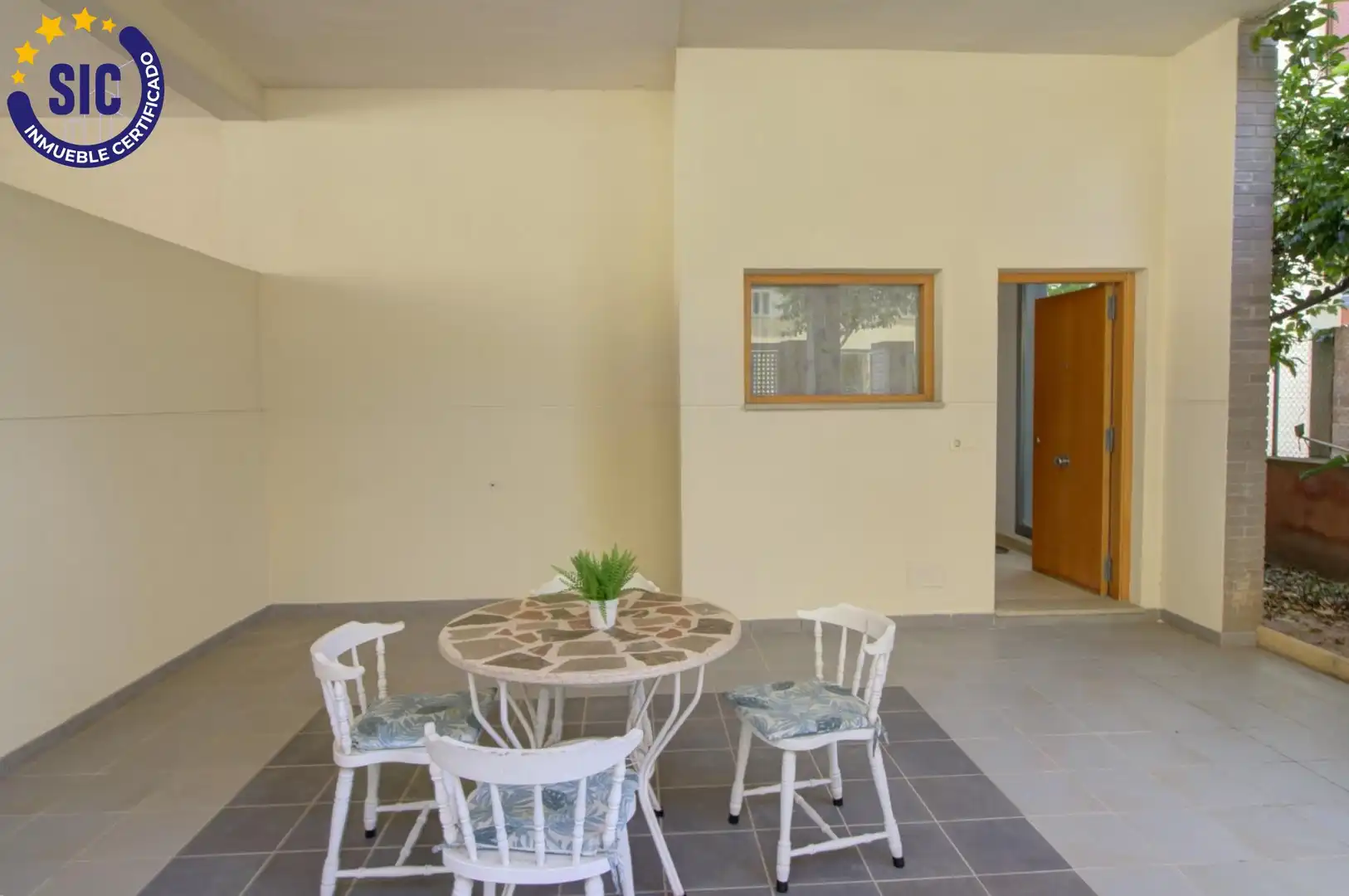 Casa adosada en venta en Chilches / Xilxes con Jardín privado, Terraza y Amueblado
