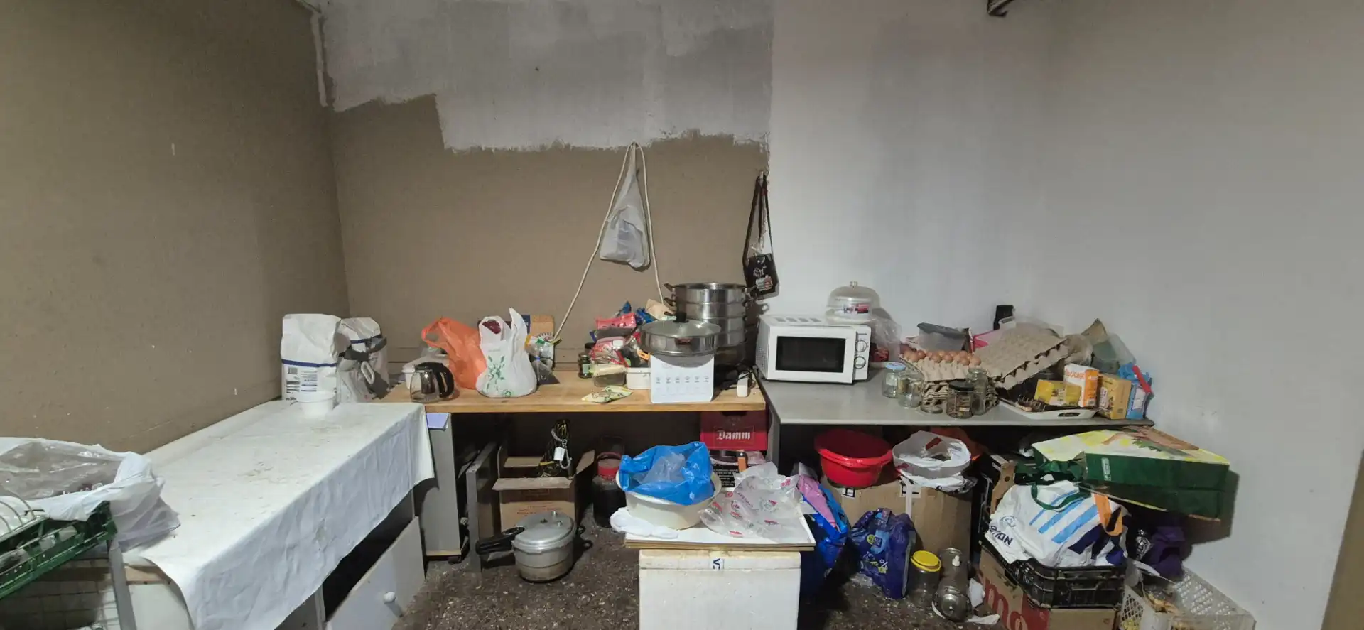 Kitchen of Commercial properties for sale in Santa Coloma de Gramenet  with Terrace