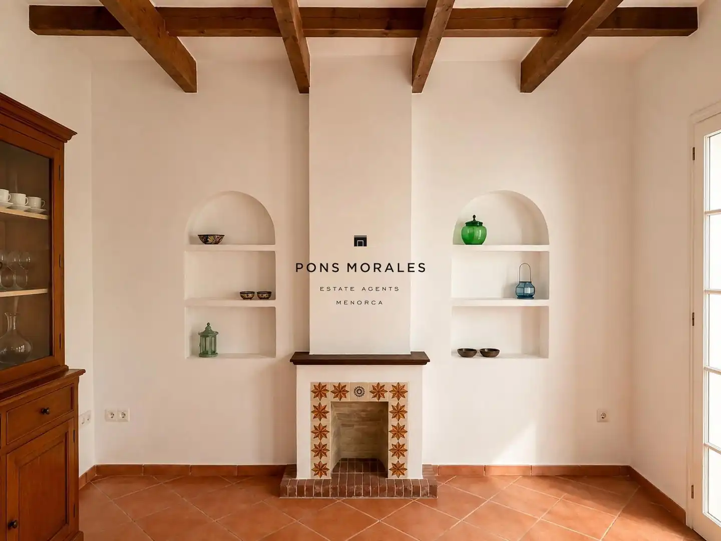 Sala d'estar de Casa o xalet en venda en Ciutadella de Menorca amb Terrassa, Balcó i Alarma