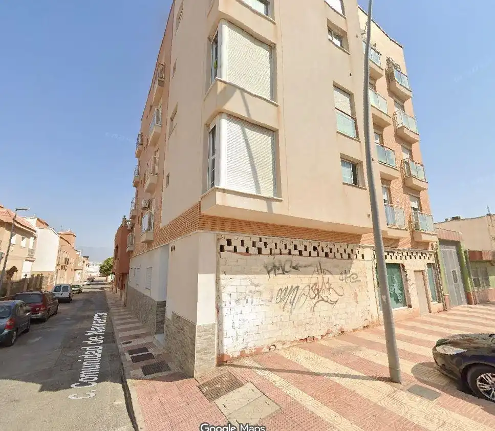 Vista exterior de Piso en venta en Roquetas de Mar