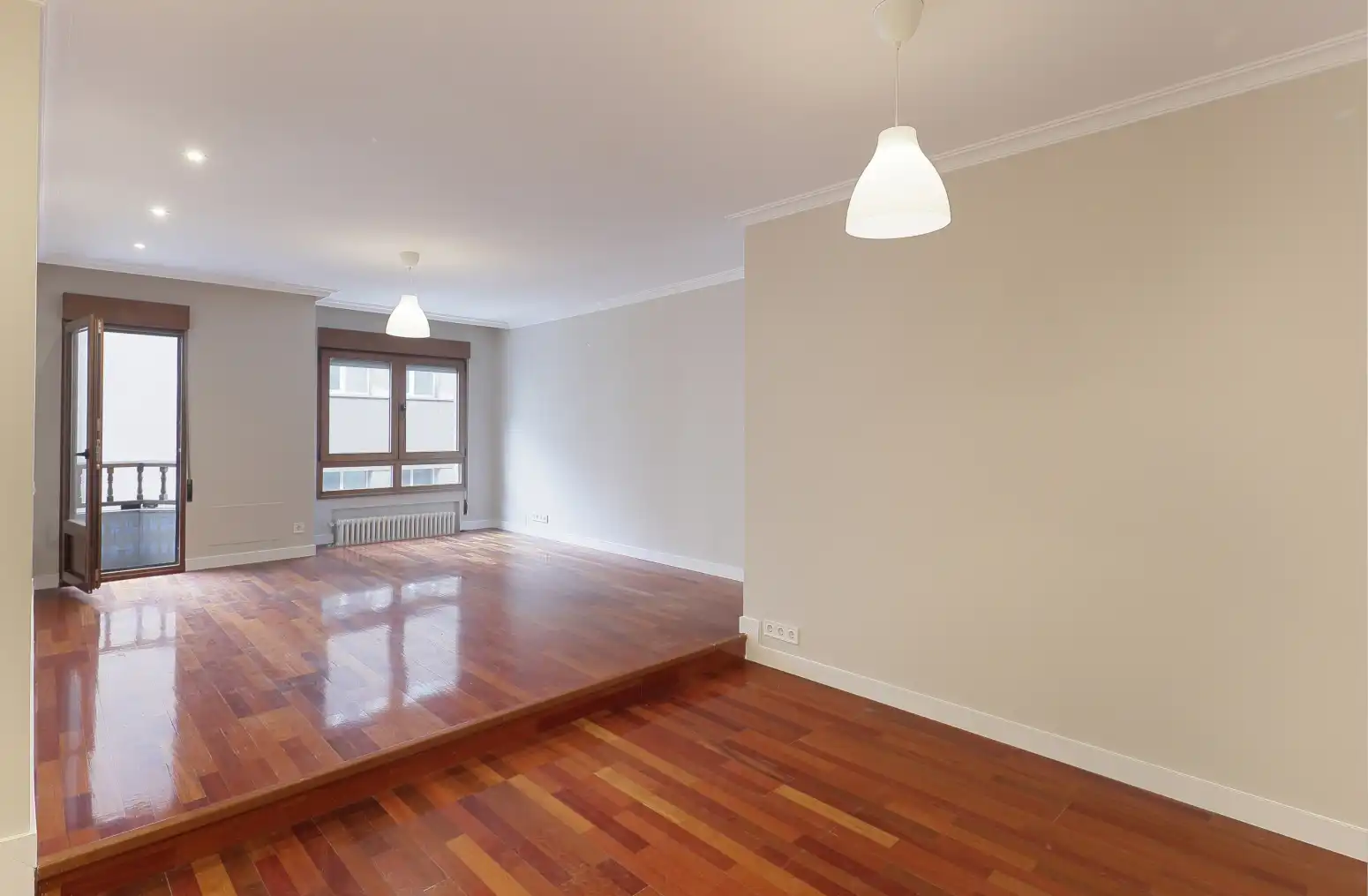 Living room of Flat for sale in Gijón   with Heating, Parquet flooring and Storage room
