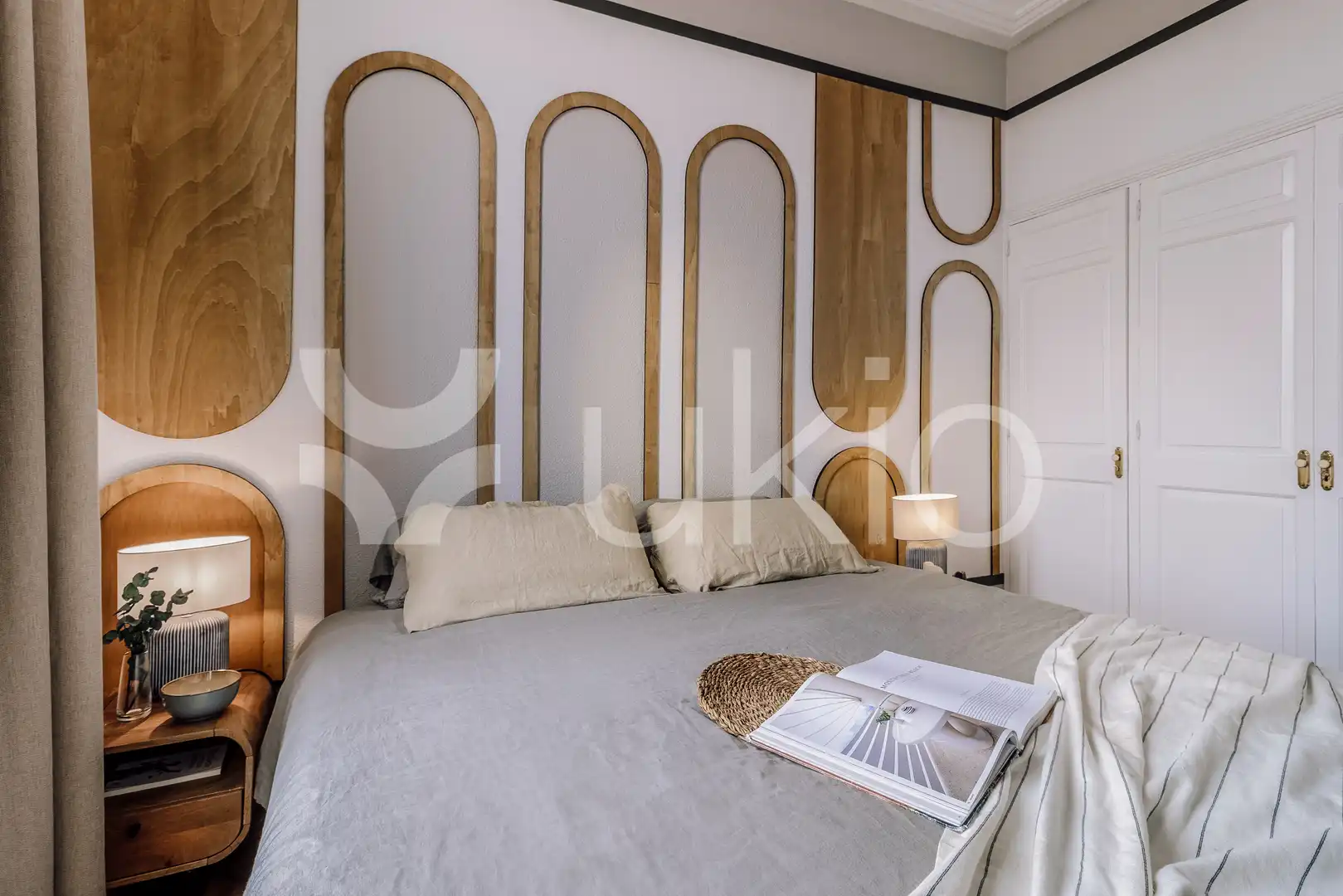 Dormitori de Apartament de lloguer en Madrid amb Aire condicionat, Calefacció i Moblat