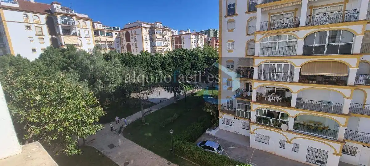 Vista exterior de Pis de lloguer en Fuengirola amb Aire condicionat, Calefacció i Terrassa