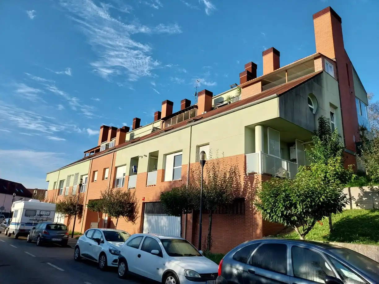 Vista exterior de Trastero en venta en Piélagos