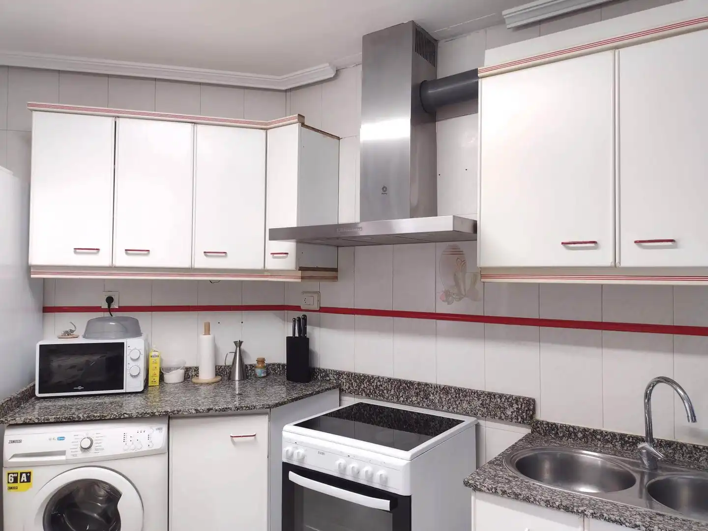 Cuina de Pis en venda en Murcia amb Aire condicionat, Moblat i Balcó