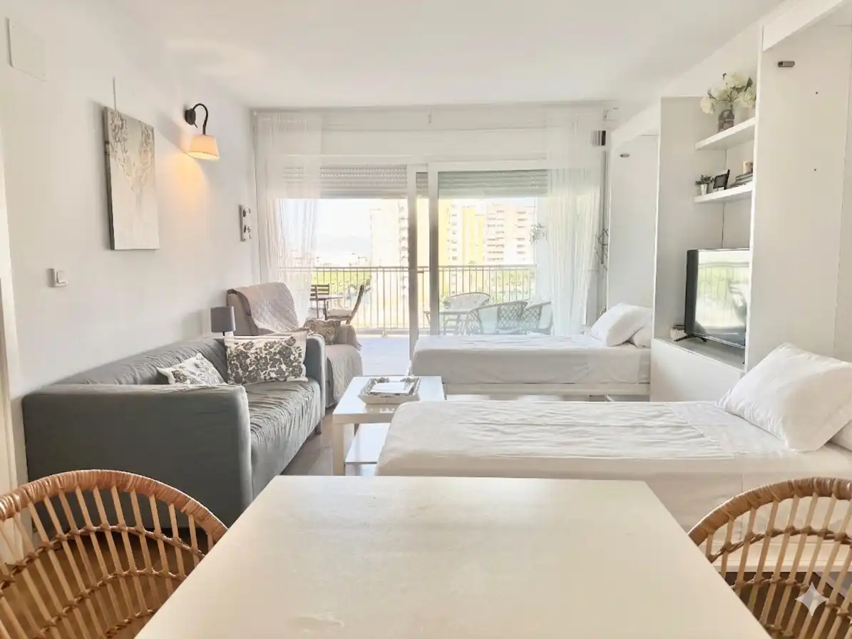 Habitación de Apartamento de alquiler en Canet d'En Berenguer con Aire acondicionado, Calefacción y Amueblado