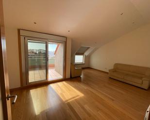 Living room of Attic for sale in Vigo 