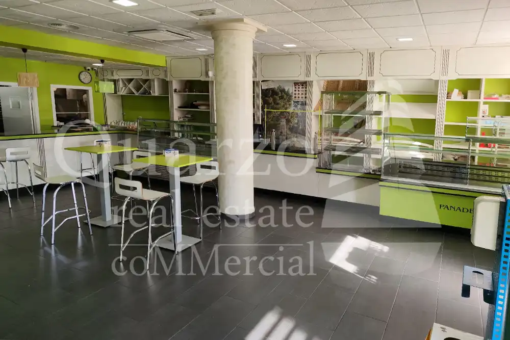 Local commercial à vendre à Calle de Marbella, imagen 4