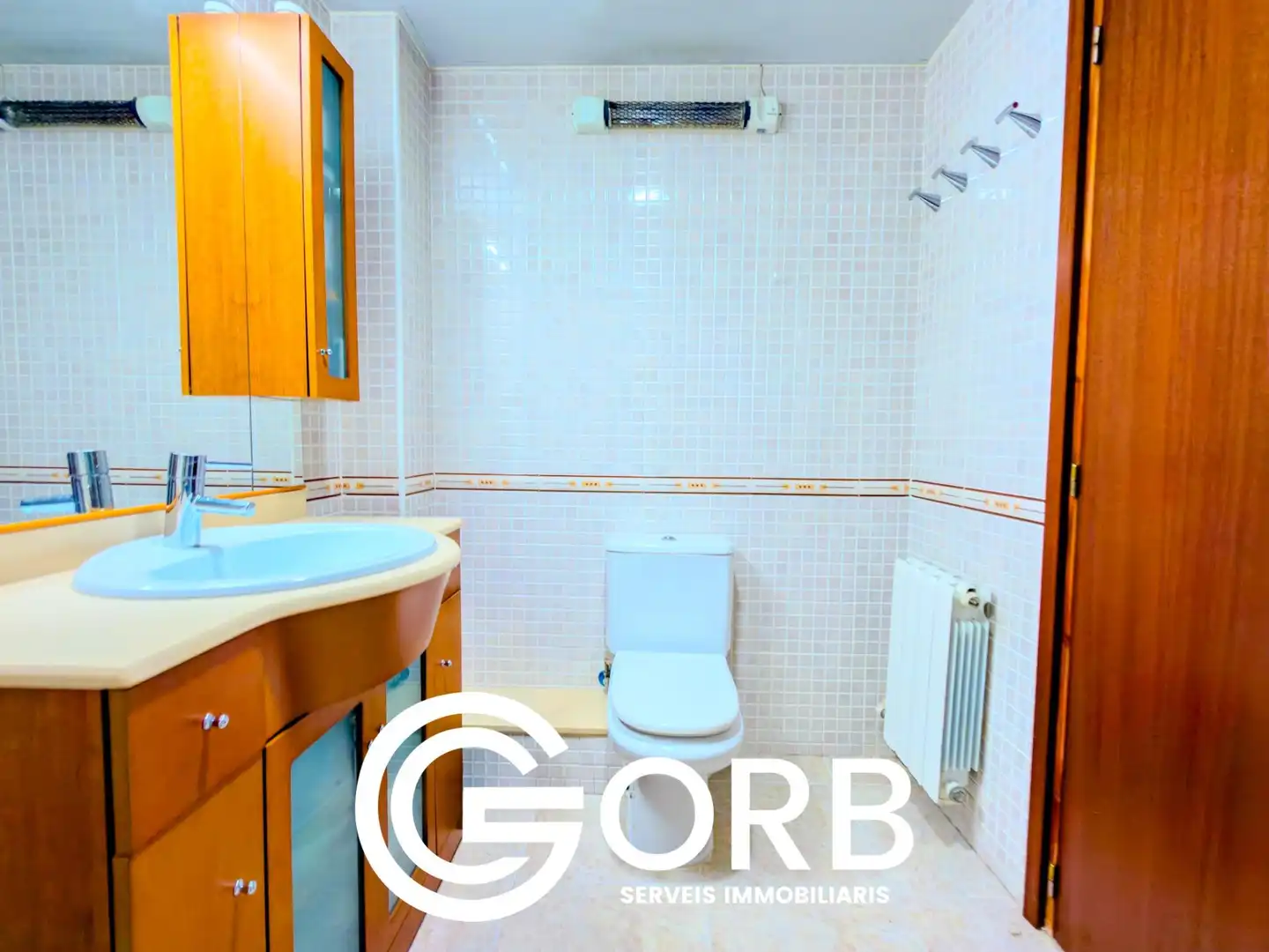 Bathroom of Flat for sale in Mataró  with Air Conditioner, Heating and Terrace