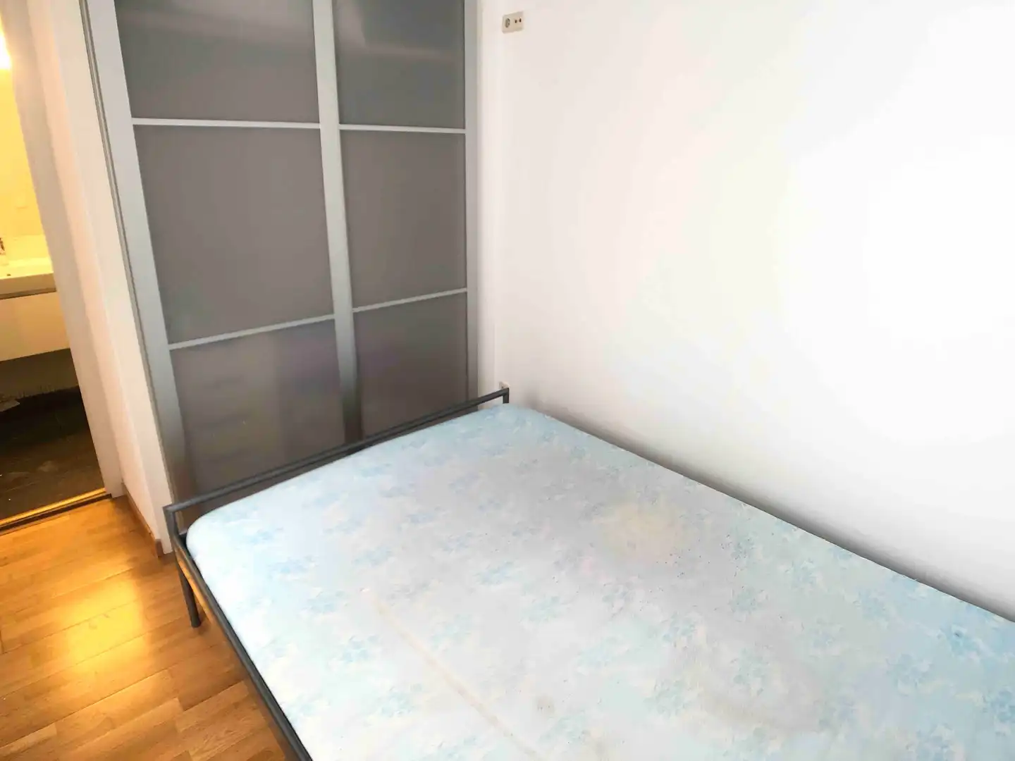 Habitación de Piso de alquiler en Madrid con Aire acondicionado, Calefacción y Parquet