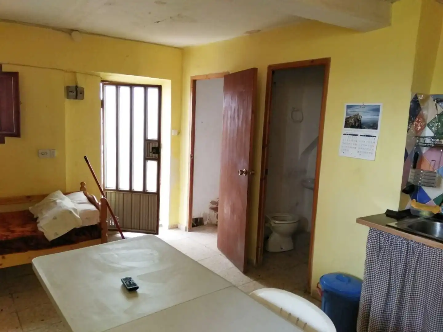 Country homes for sale in Dos Aguas  with Storage room