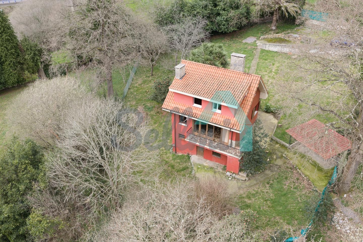 House or chalet for sale in Noreña  with Heating, Private garden and Parquet flooring