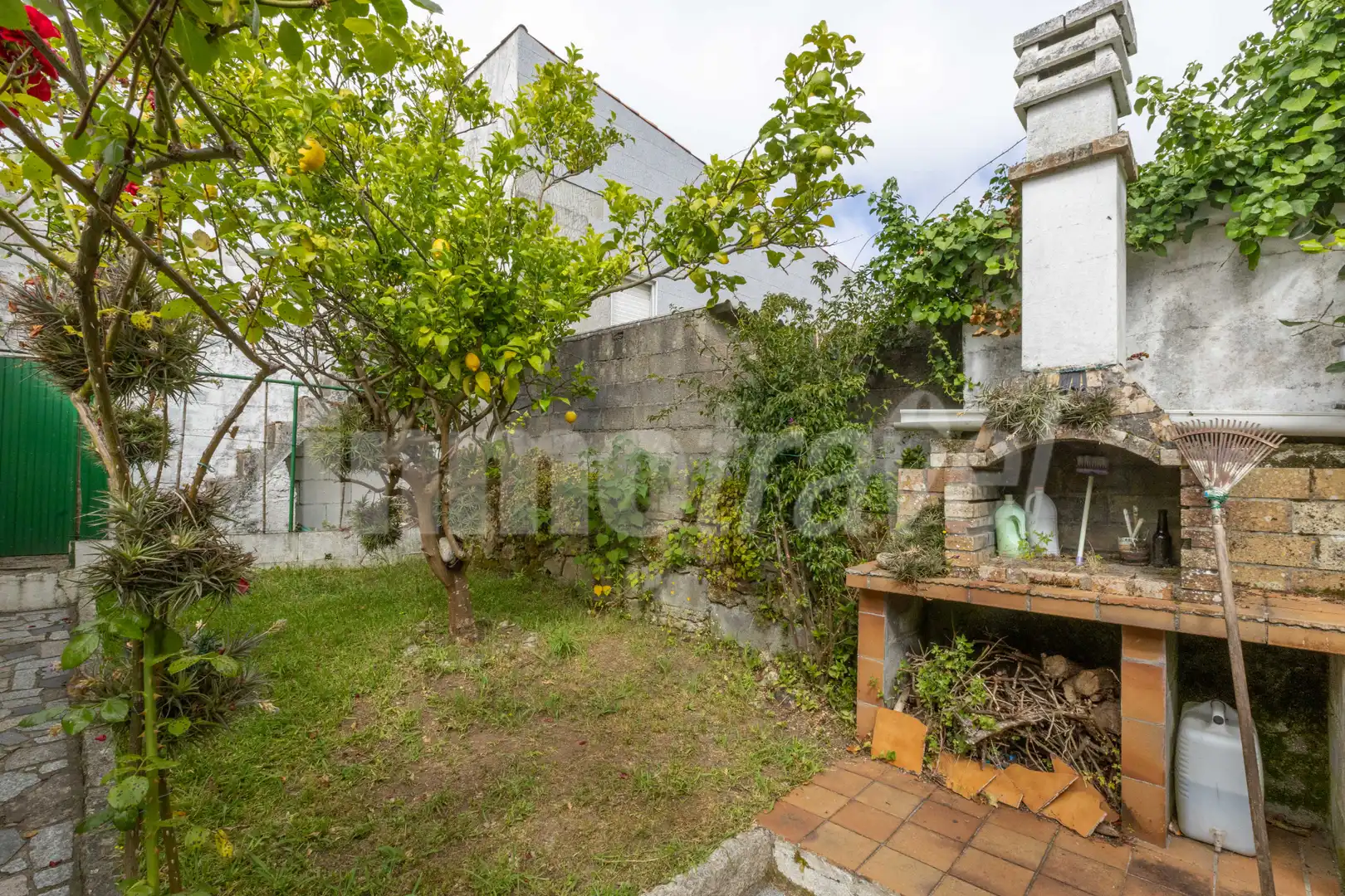 Garten von Wohnung zum Verkauf in Sanxenxo mit Privatgarten, Terrasse und Möbliert